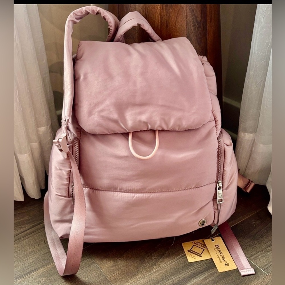 Bearpaw Puffer Backpack 15” laptop pad,interior zip & 2 slip, 2 side zip pockets